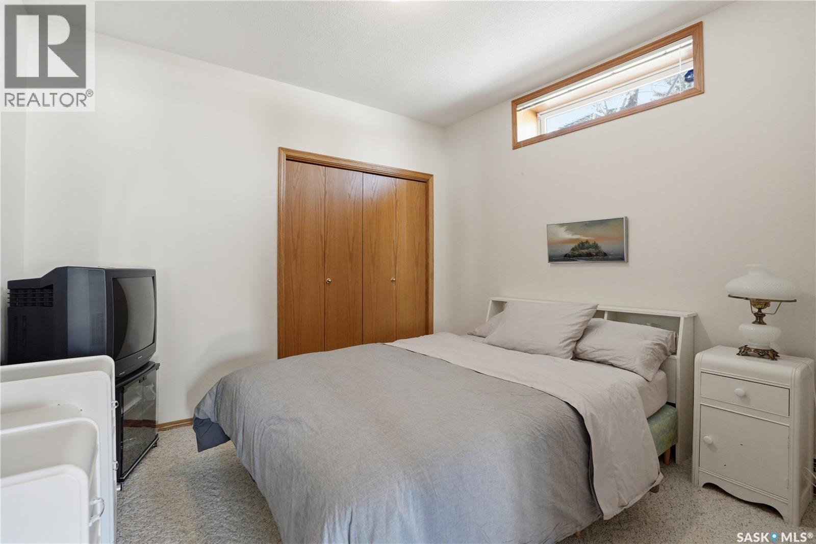 #4 330 STODOLA COURT - 32