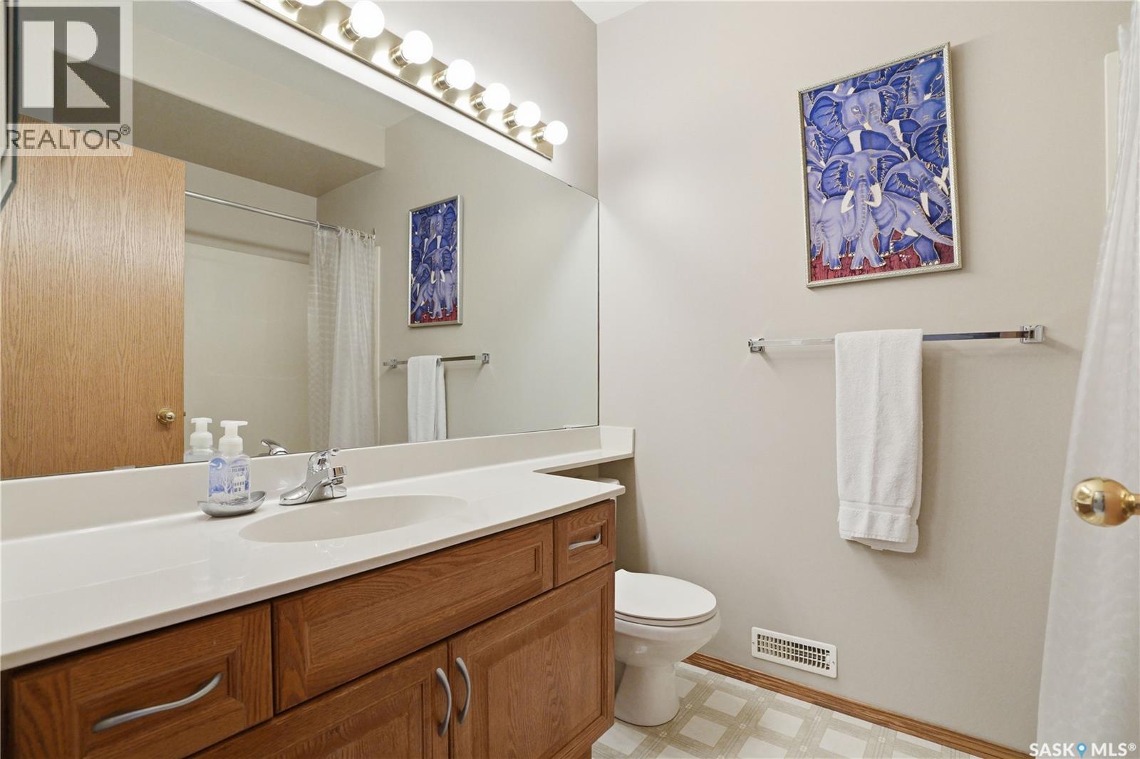 #4 330 STODOLA COURT - 33