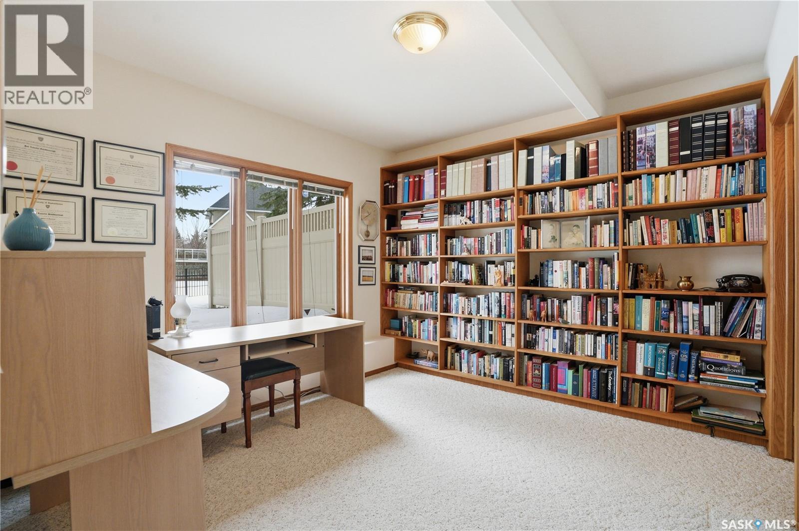 #4 330 STODOLA COURT - 34