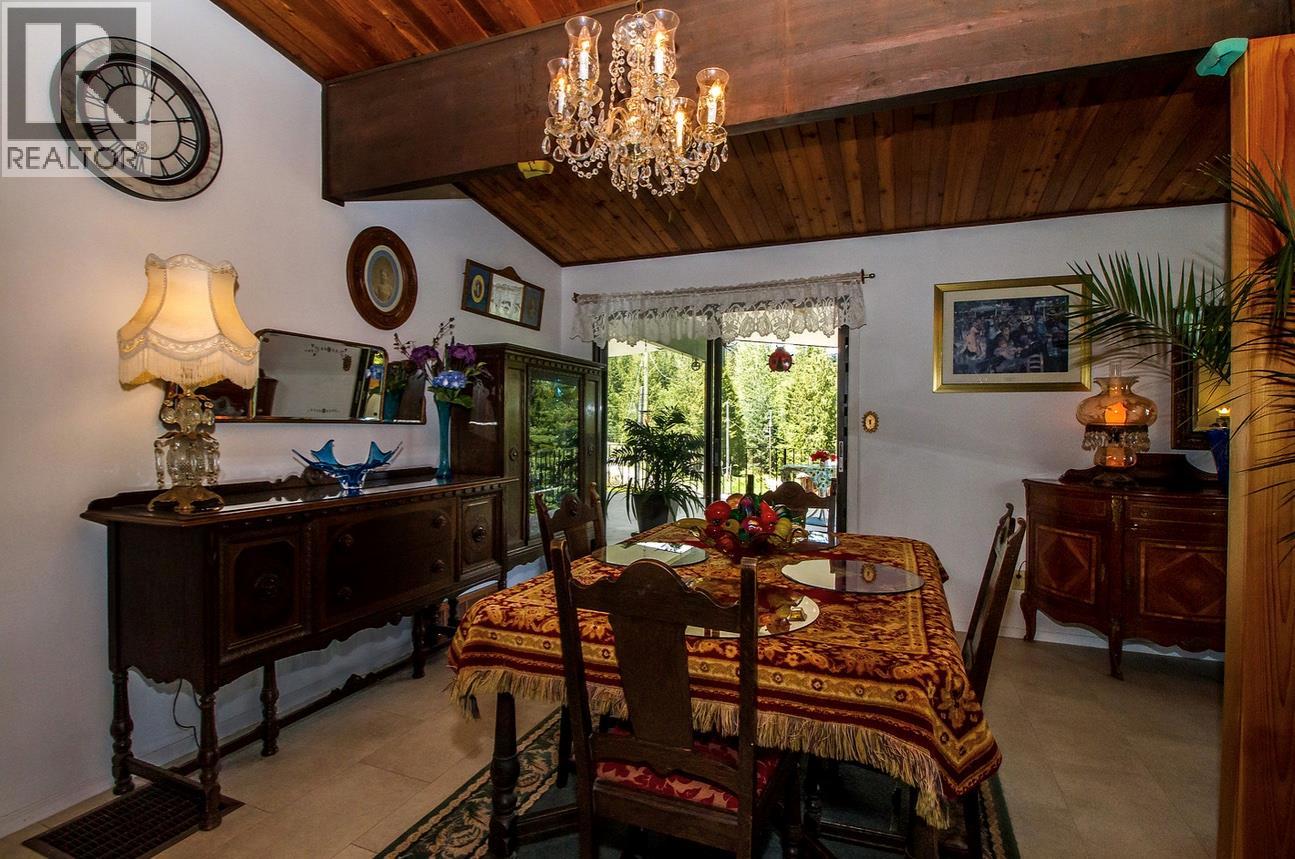 2180 Clough Road, Revelstoke