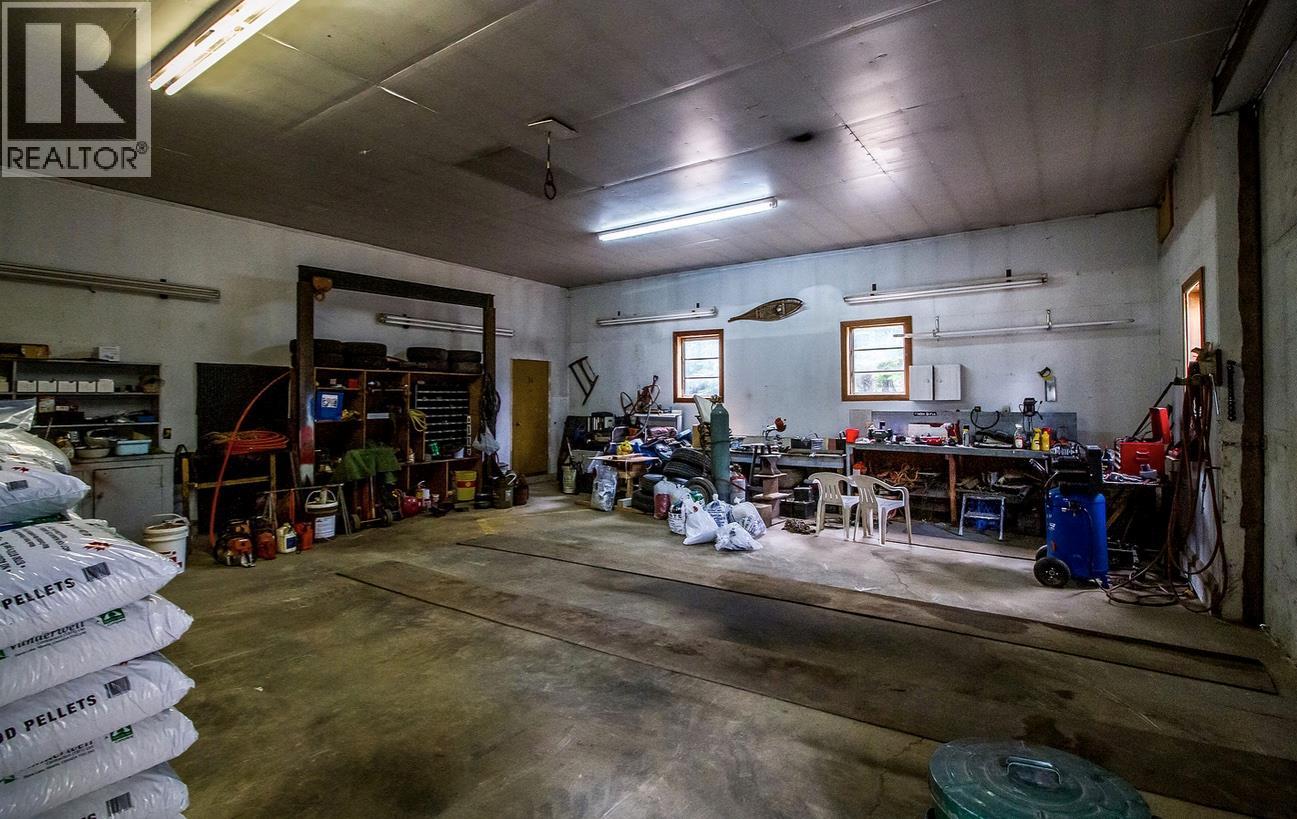 2180 Clough Road, Revelstoke