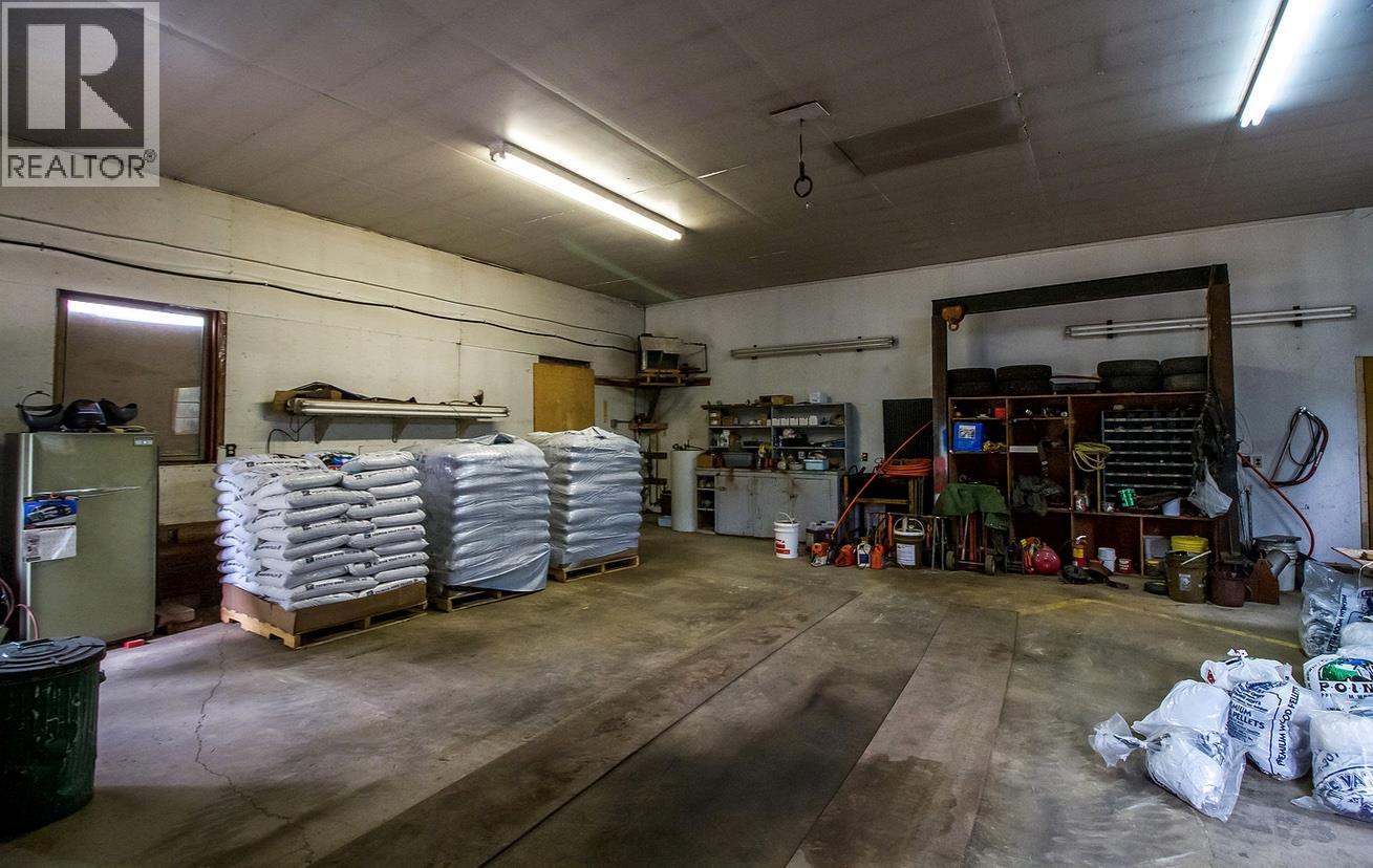 2180 Clough Road, Revelstoke