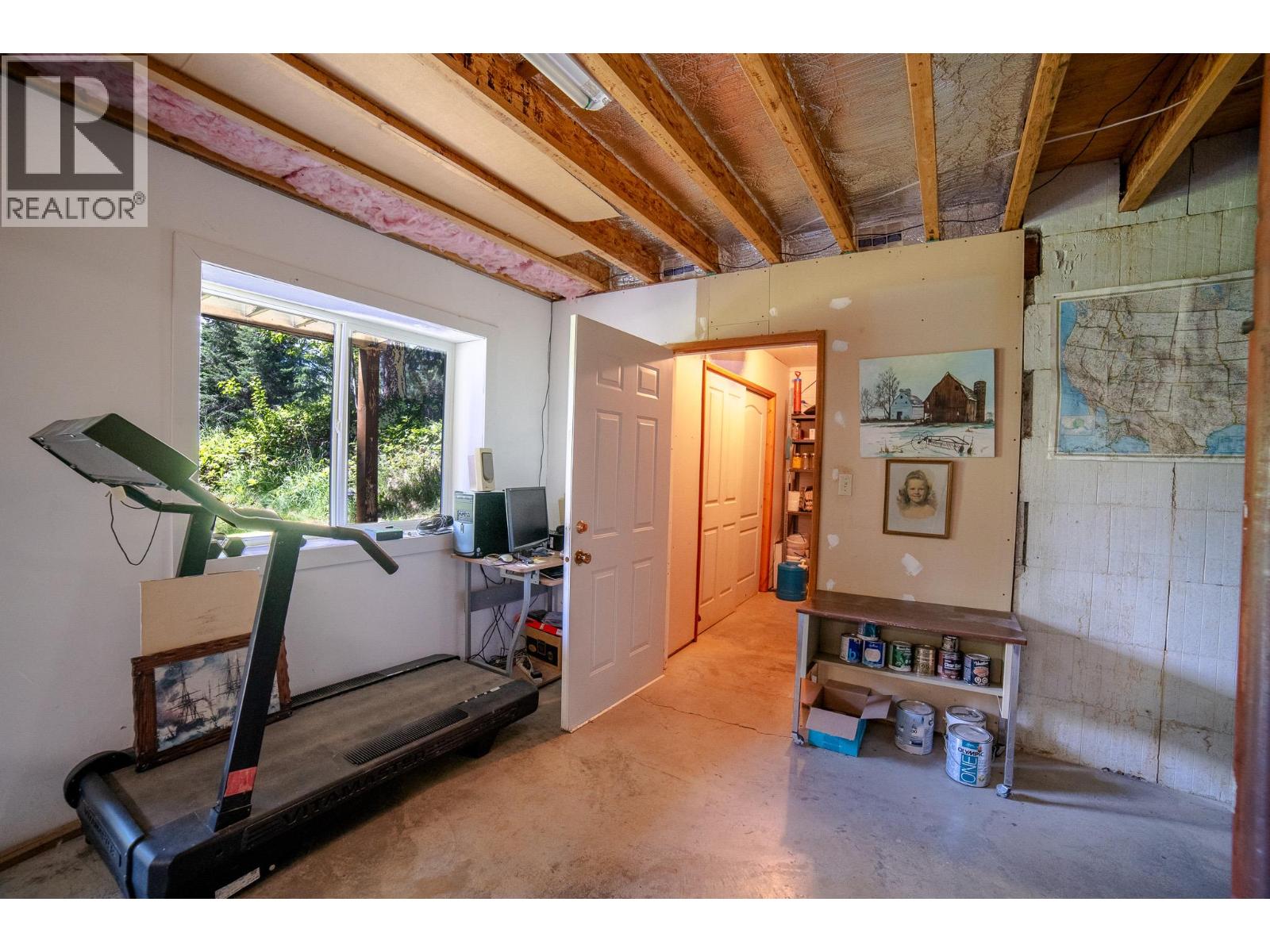 702 FORNER Road, Lister