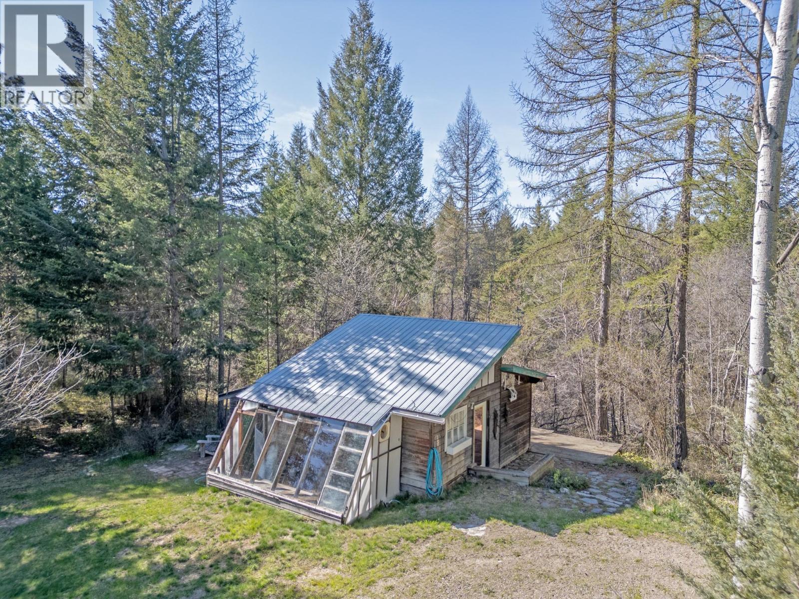 702 FORNER Road, Lister