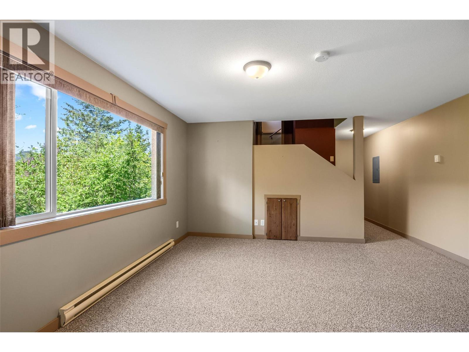 1170 Montgomery Place, Chase