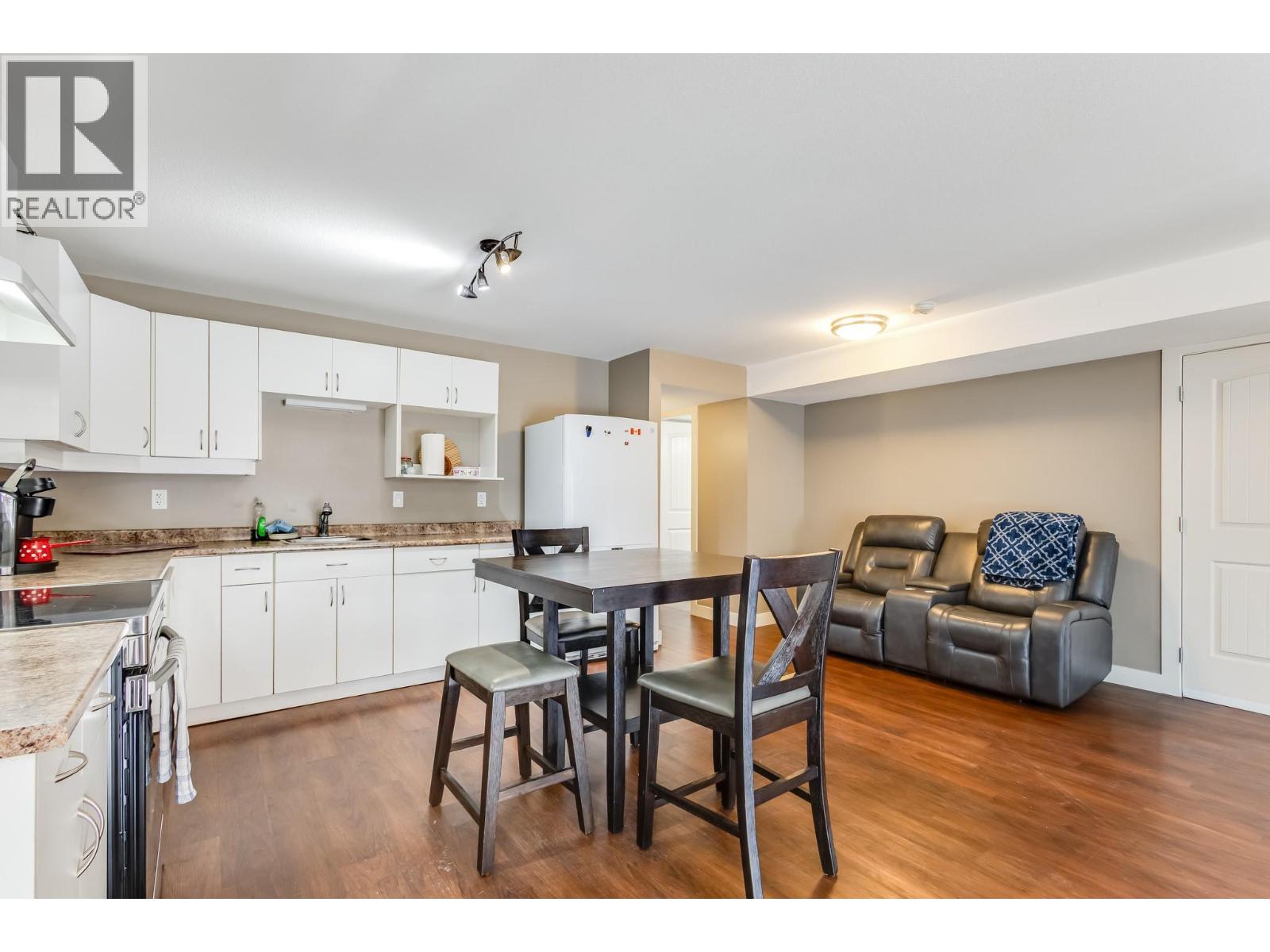 2061 Bernau Court, Lake Country