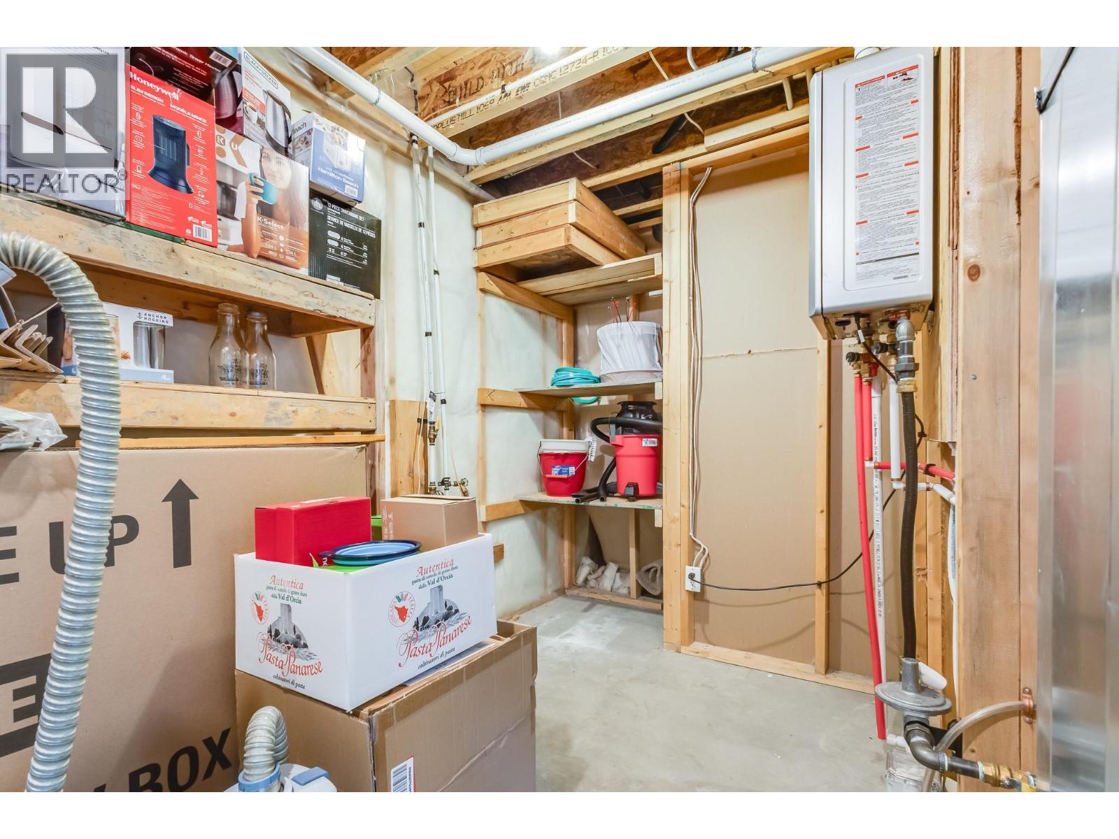 2061 Bernau Court, Lake Country