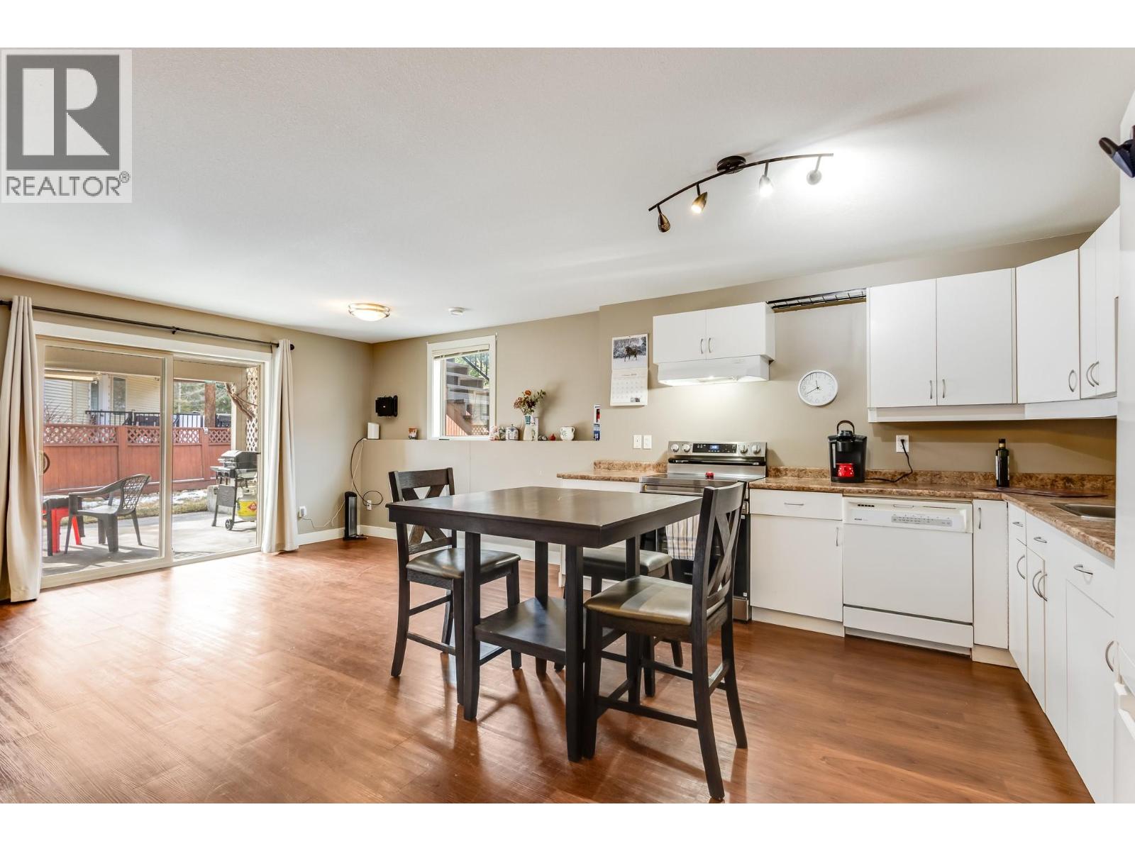 2061 Bernau Court, Lake Country