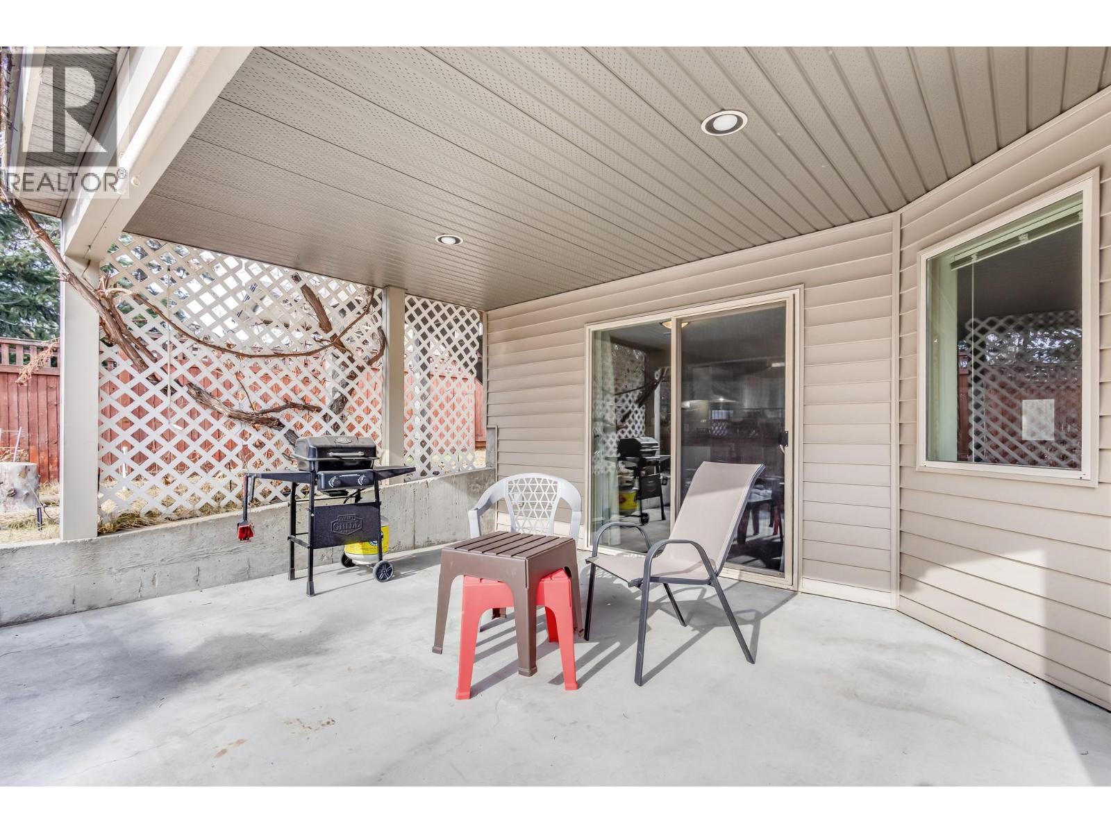 2061 Bernau Court, Lake Country