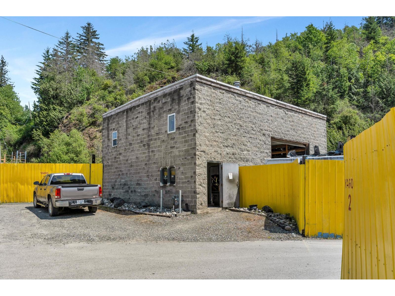 4777 CULTUS LAKE ROAD, Vedder Mountain, Cultus Lake