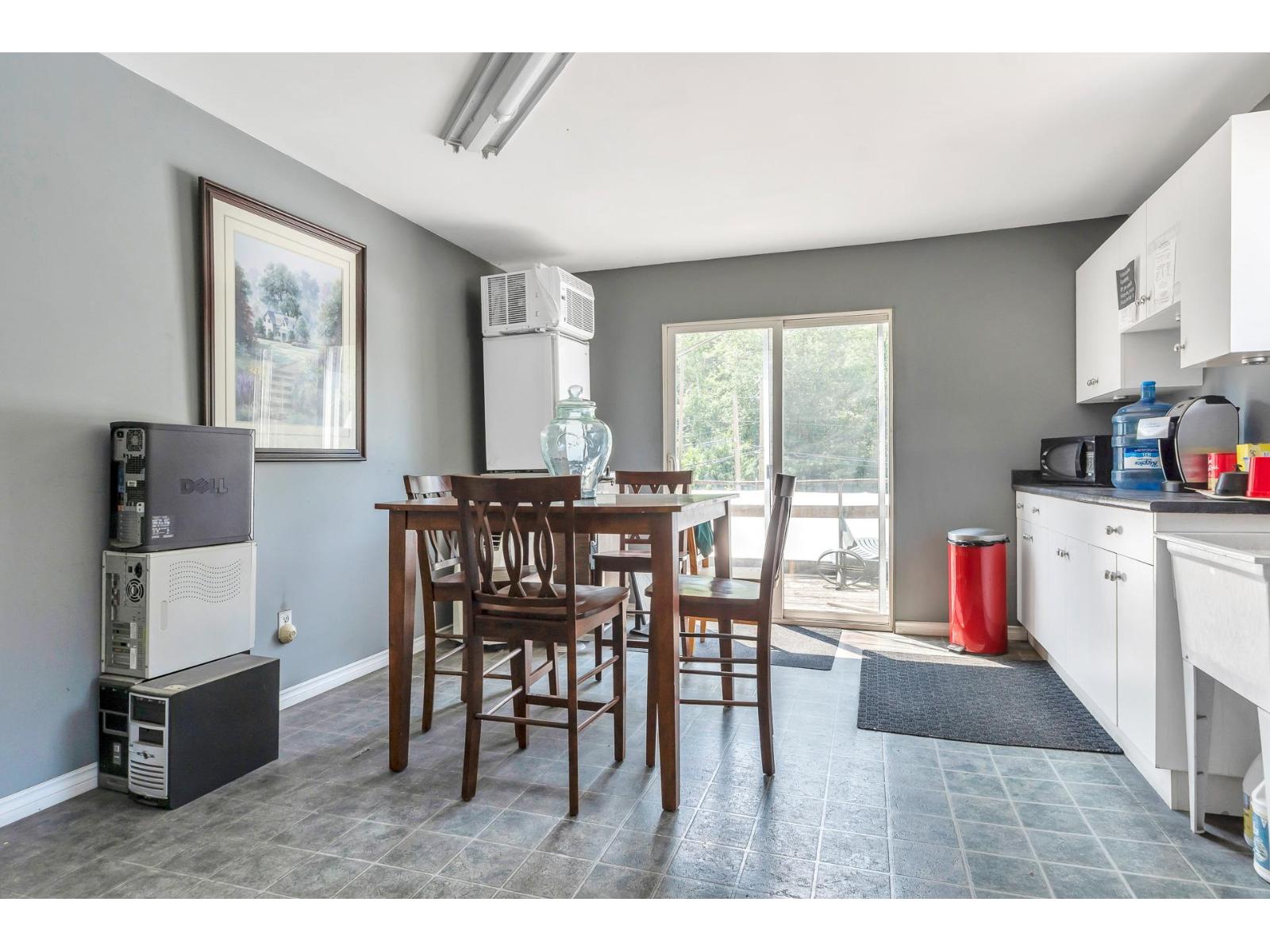4777 CULTUS LAKE ROAD, Vedder Mountain, Cultus Lake