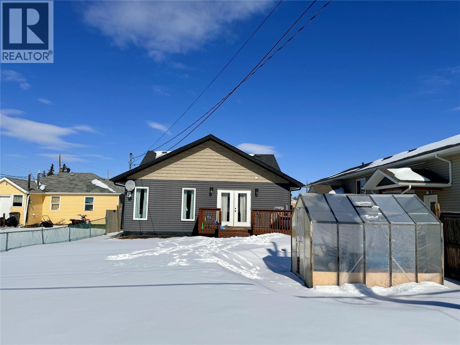 1327 101 Avenue, Dawson Creek