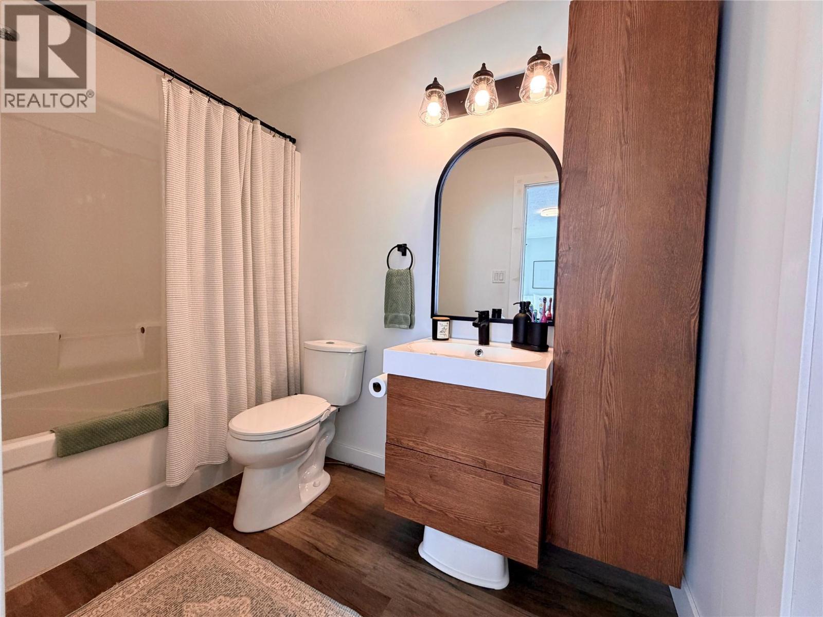 1327 101 Avenue, Dawson Creek