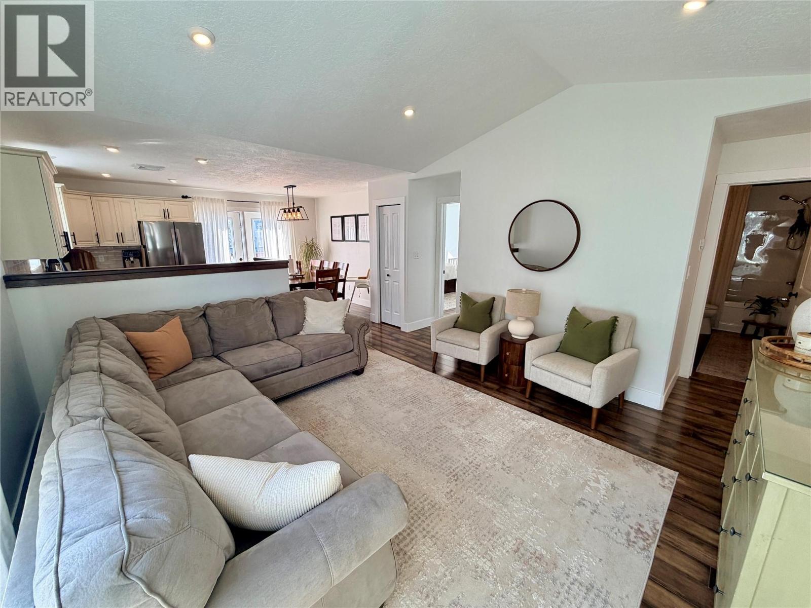 1327 101 Avenue, Dawson Creek