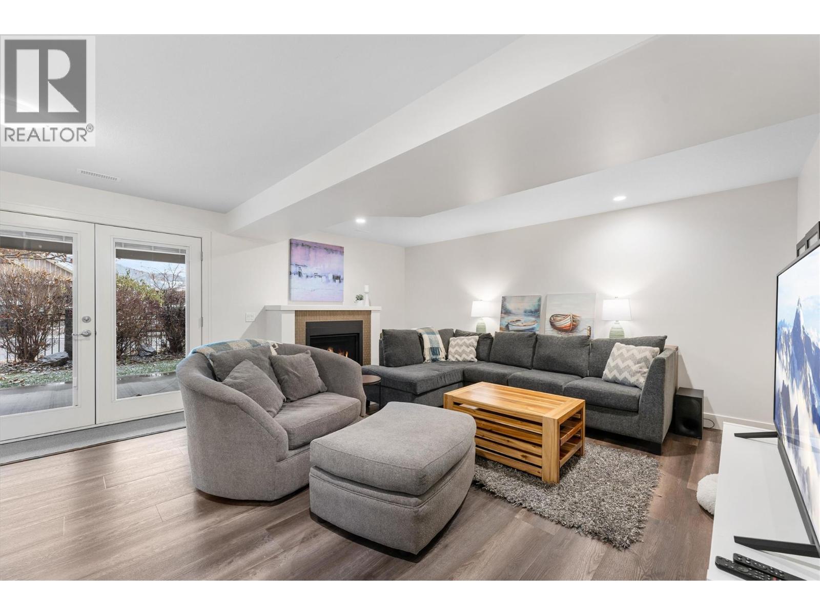 13080 GIBBONS DRIVE - 32