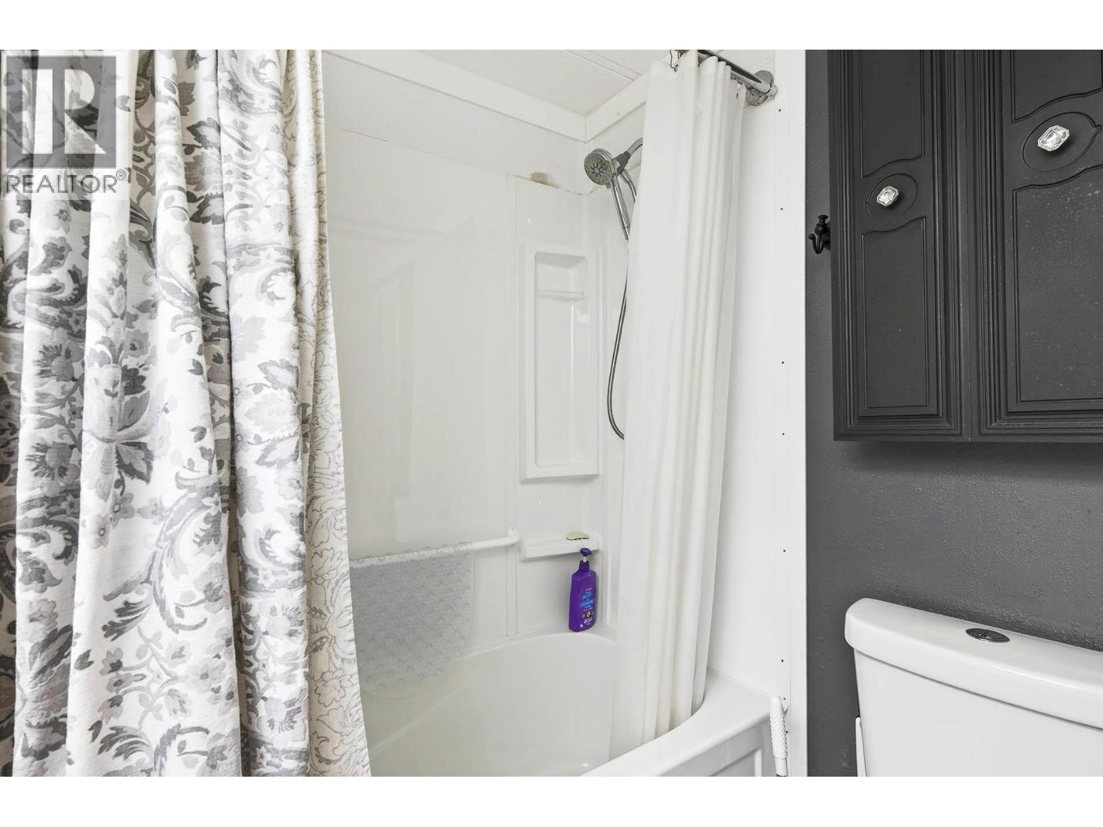 38 2401 ORD Road, Kamloops