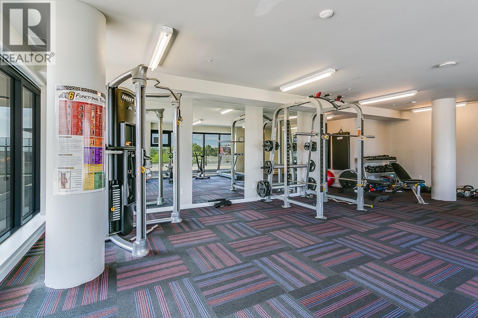 318 3030 Pandosy Street, Kelowna