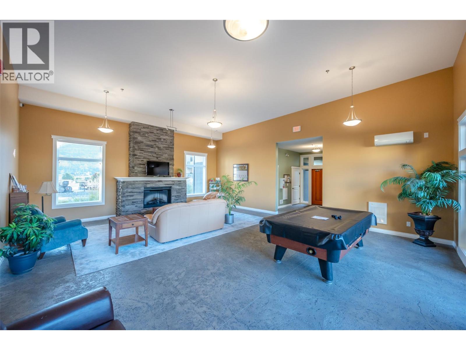 #304 3311 Wilson Street - 47