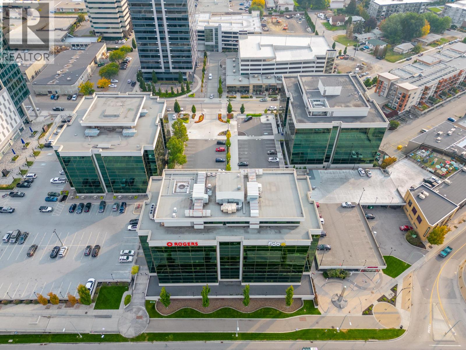 300 1628 Dickson Avenue, Kelowna