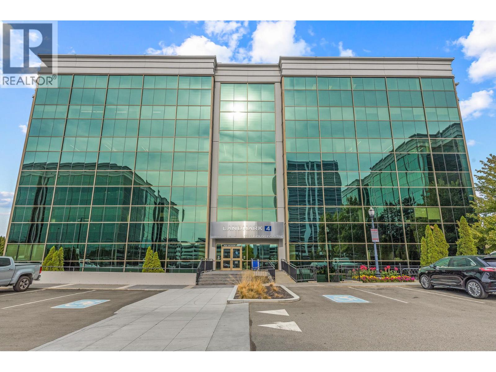 300 1628 Dickson Avenue, Kelowna