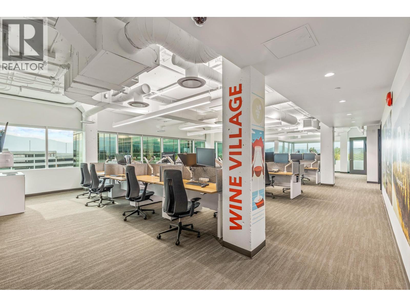 300 1628 Dickson Avenue, Kelowna