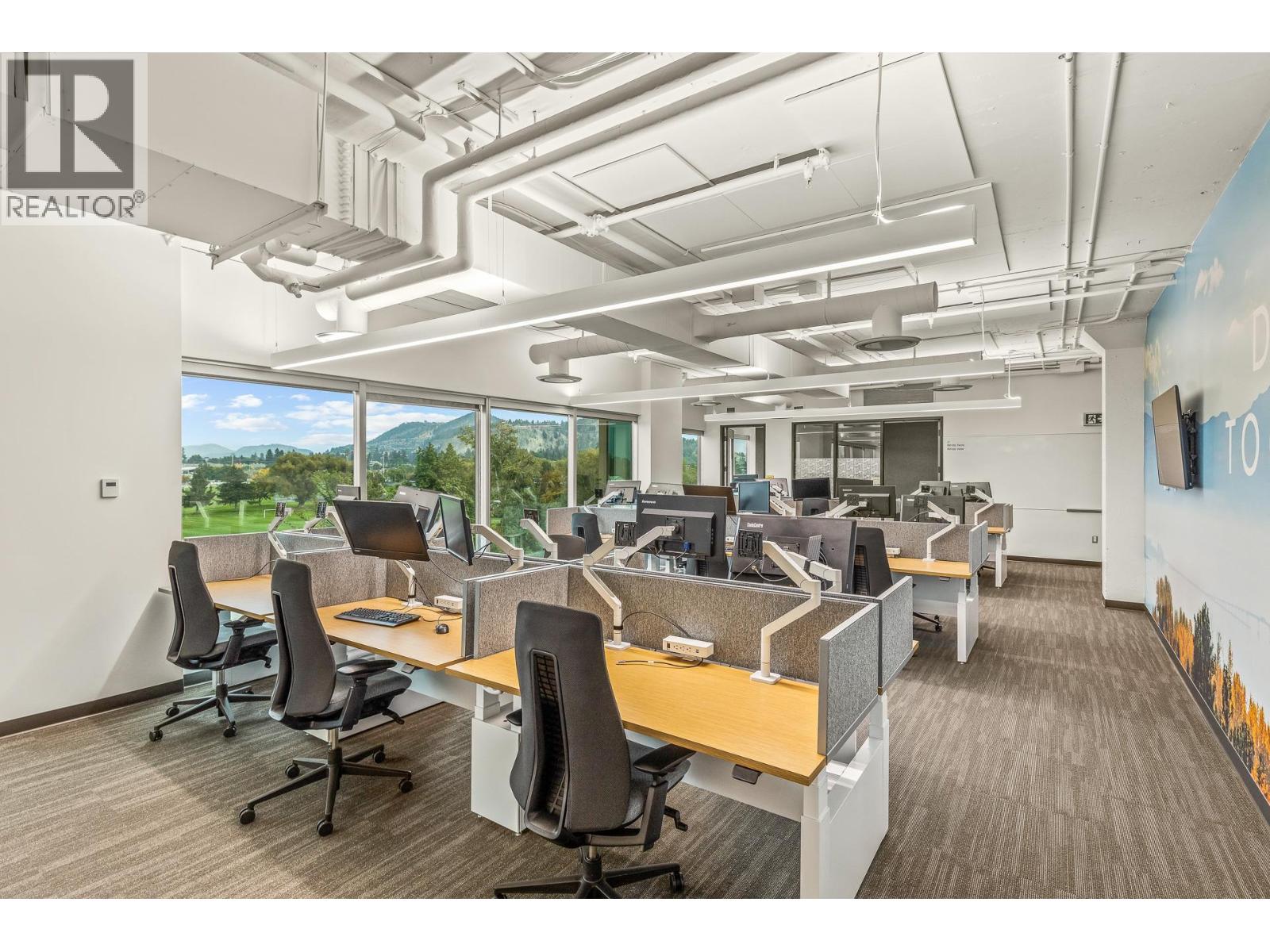 300 1628 Dickson Avenue, Kelowna