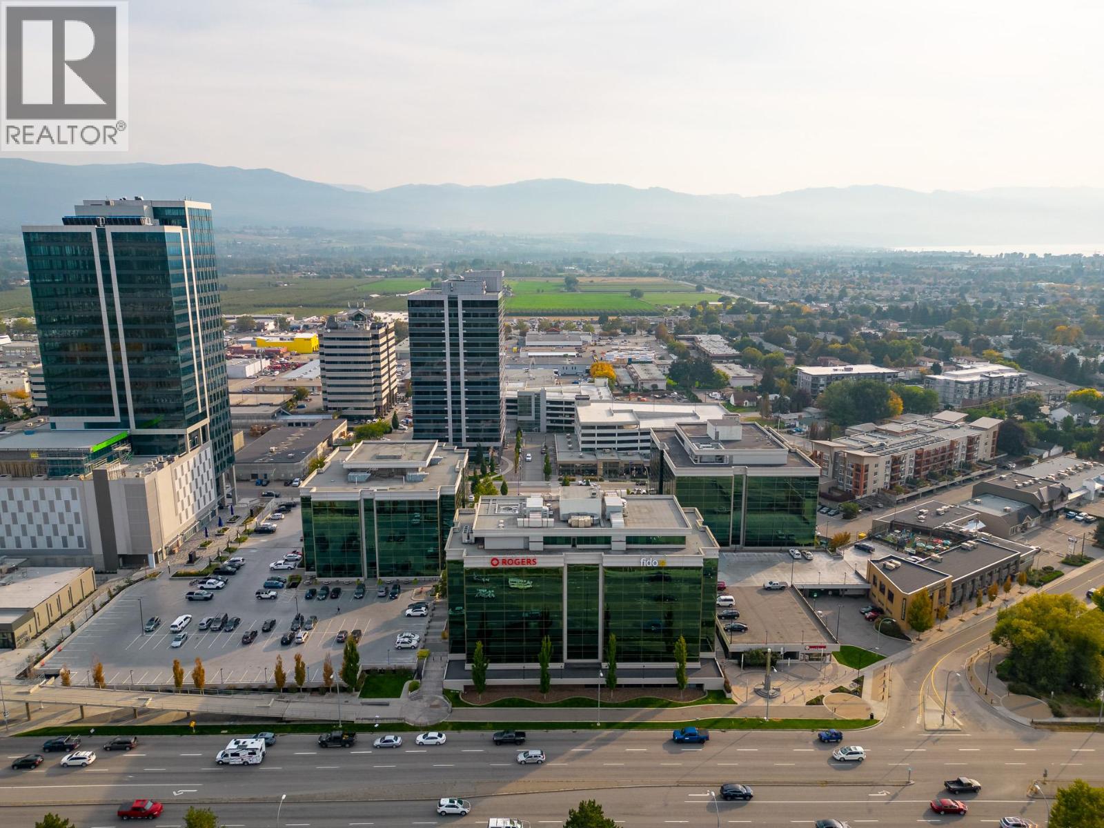 300 1628 Dickson Avenue, Kelowna