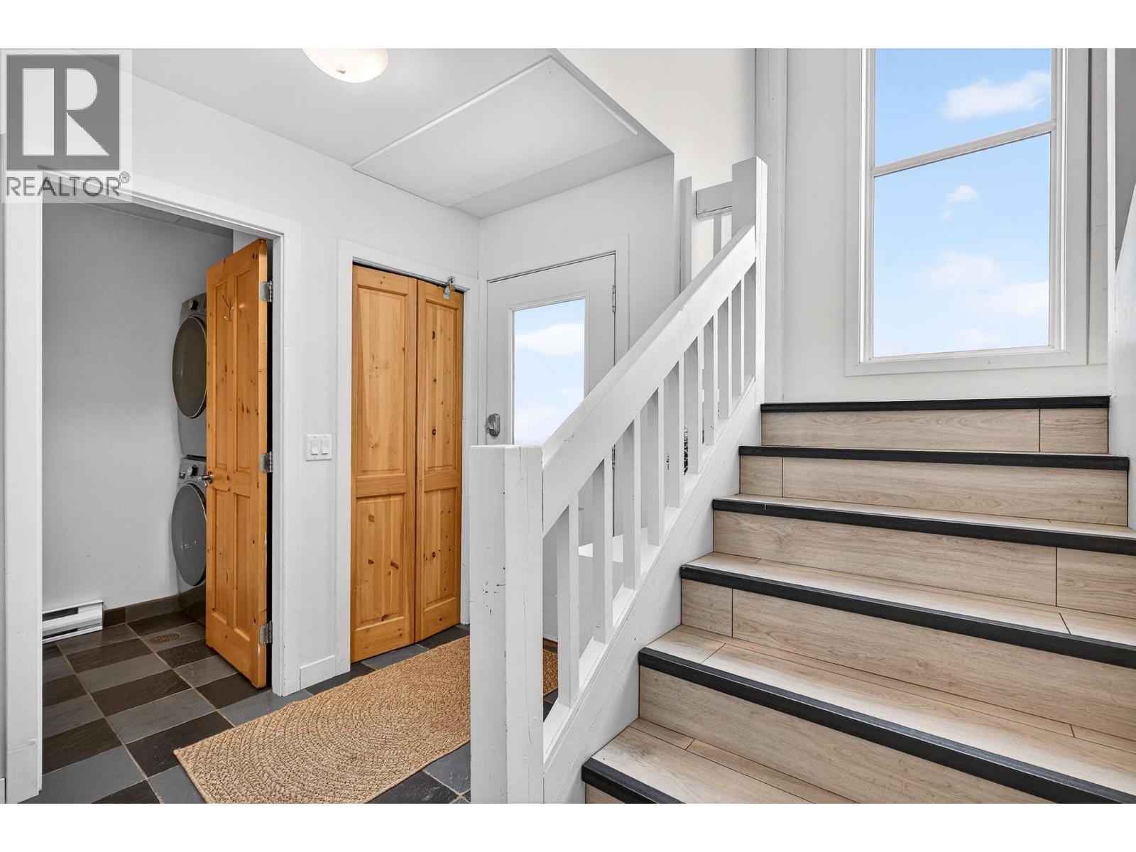 13 220 Kettleview Road, Big White