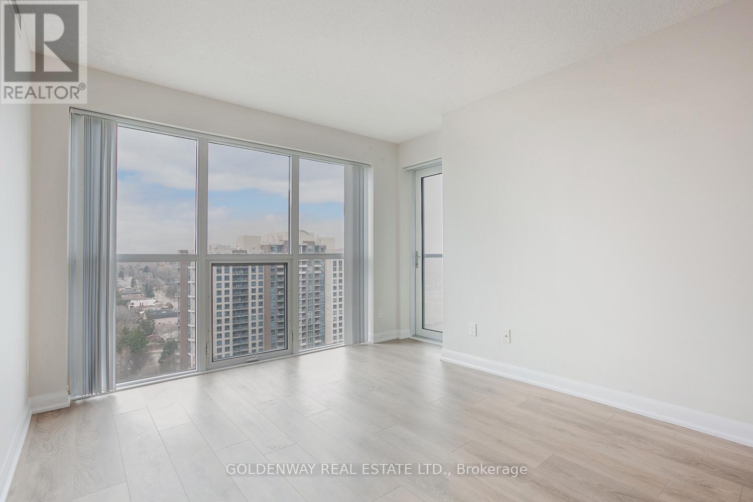 #1815 5162 YONGE STREET - 21