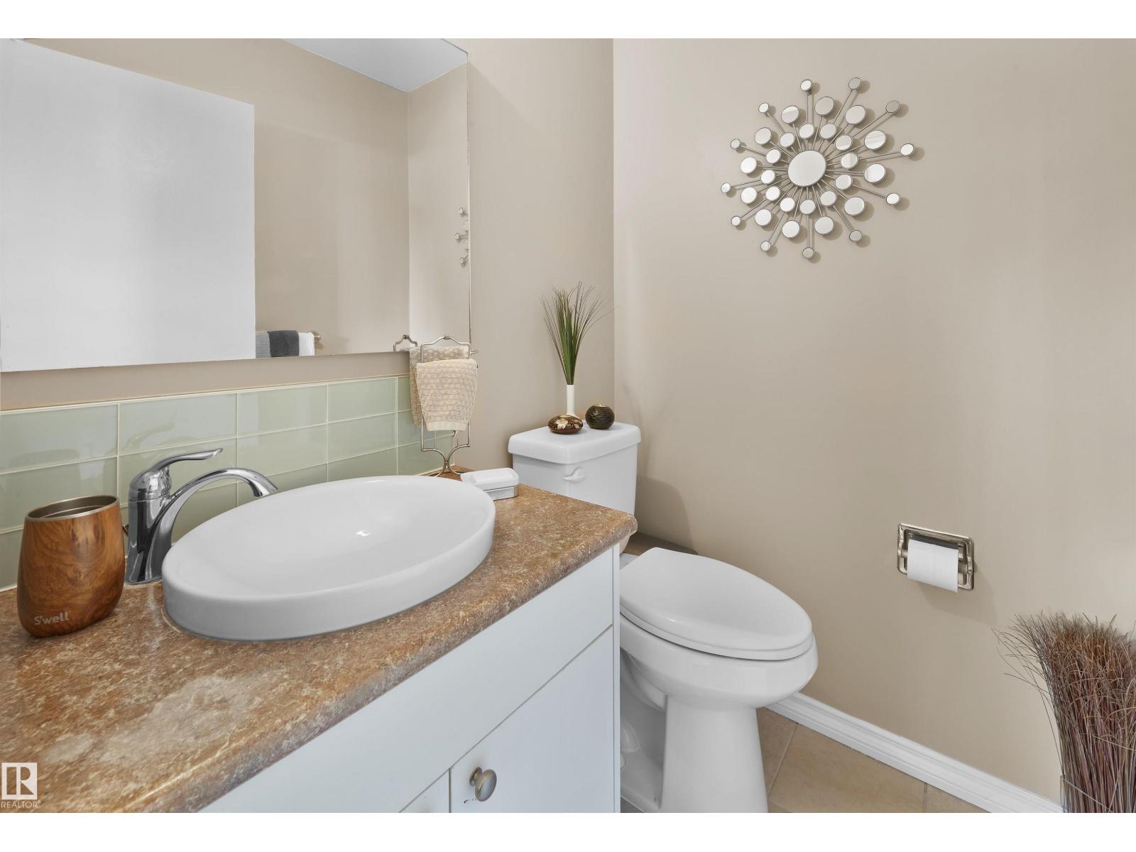 10928 36A AV NW, Edmonton