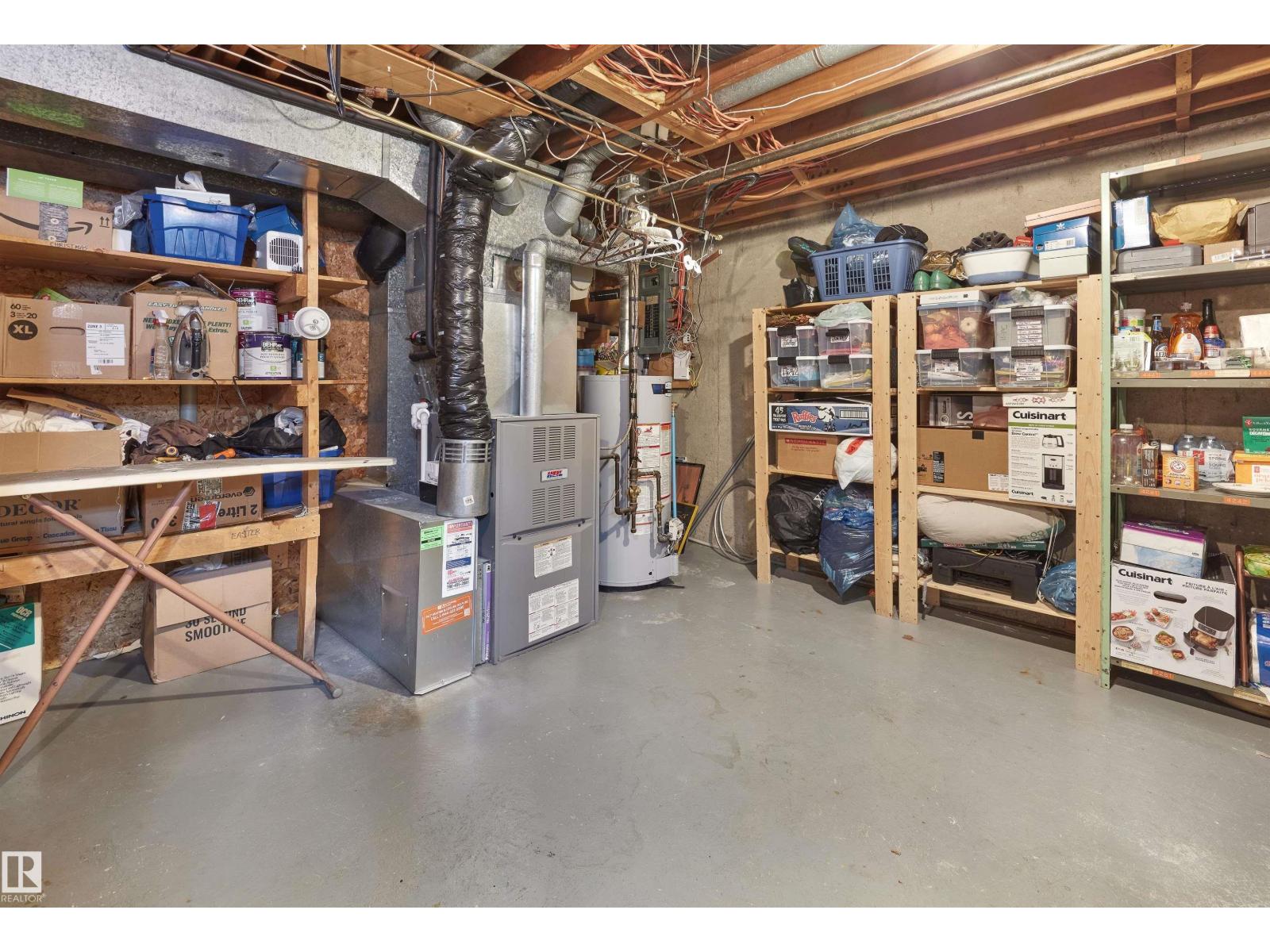 10928 36A AV NW, Edmonton