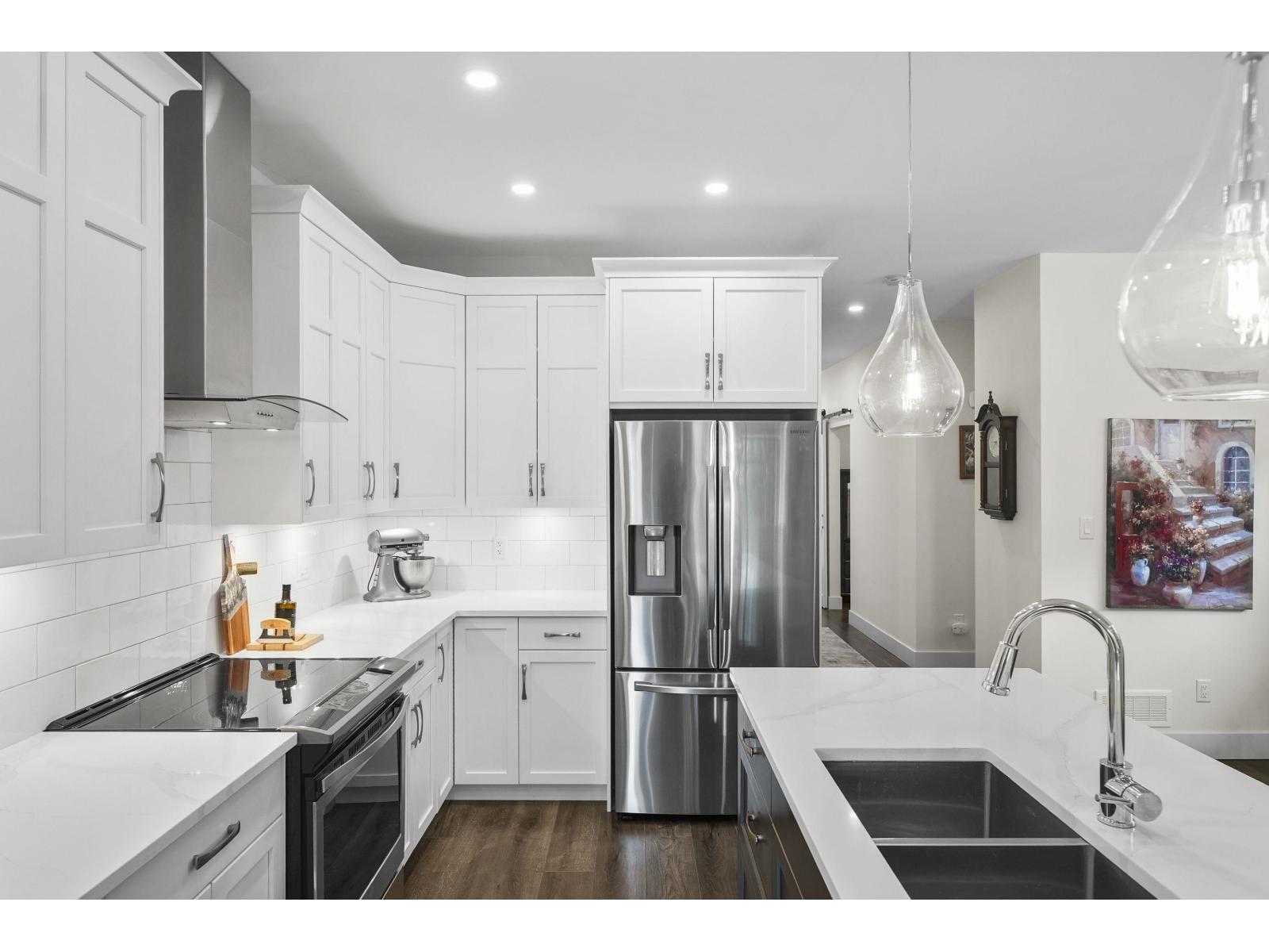 17 628 MCCOMBS DRIVE, Harrison Hot Springs, Harrison Hot Springs