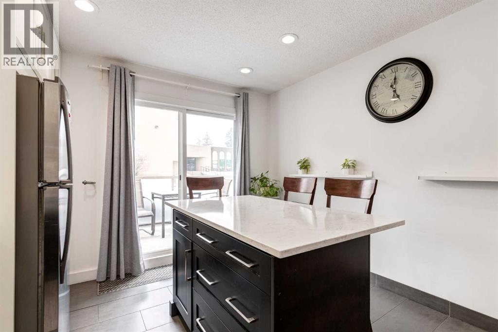 Single Family House for Sale in   Glenmore Trail SW Kelvin Grove Calgary 