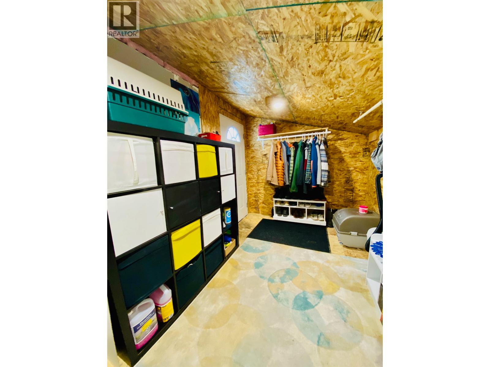 10647 101 STREET - 32