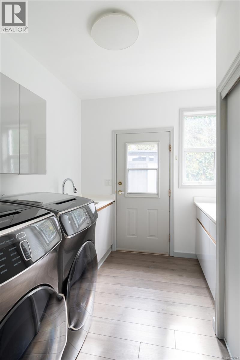 1087 Totemwood Lane - 39