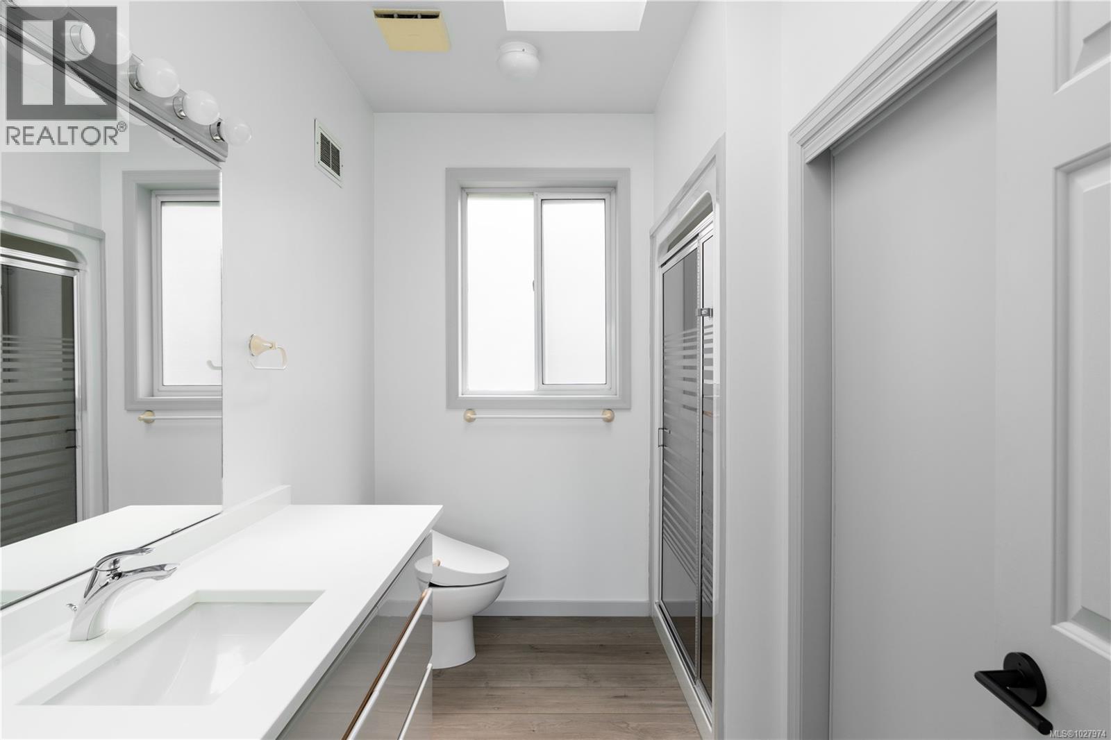 1087 TOTEMWOOD LANE - 38