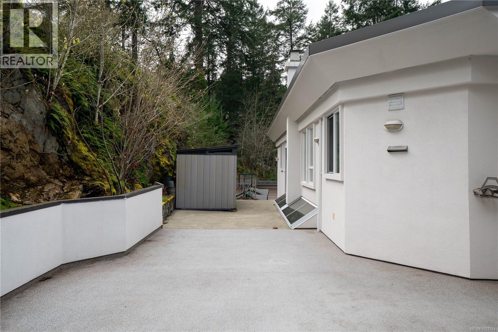 1087 TOTEMWOOD LANE - 61