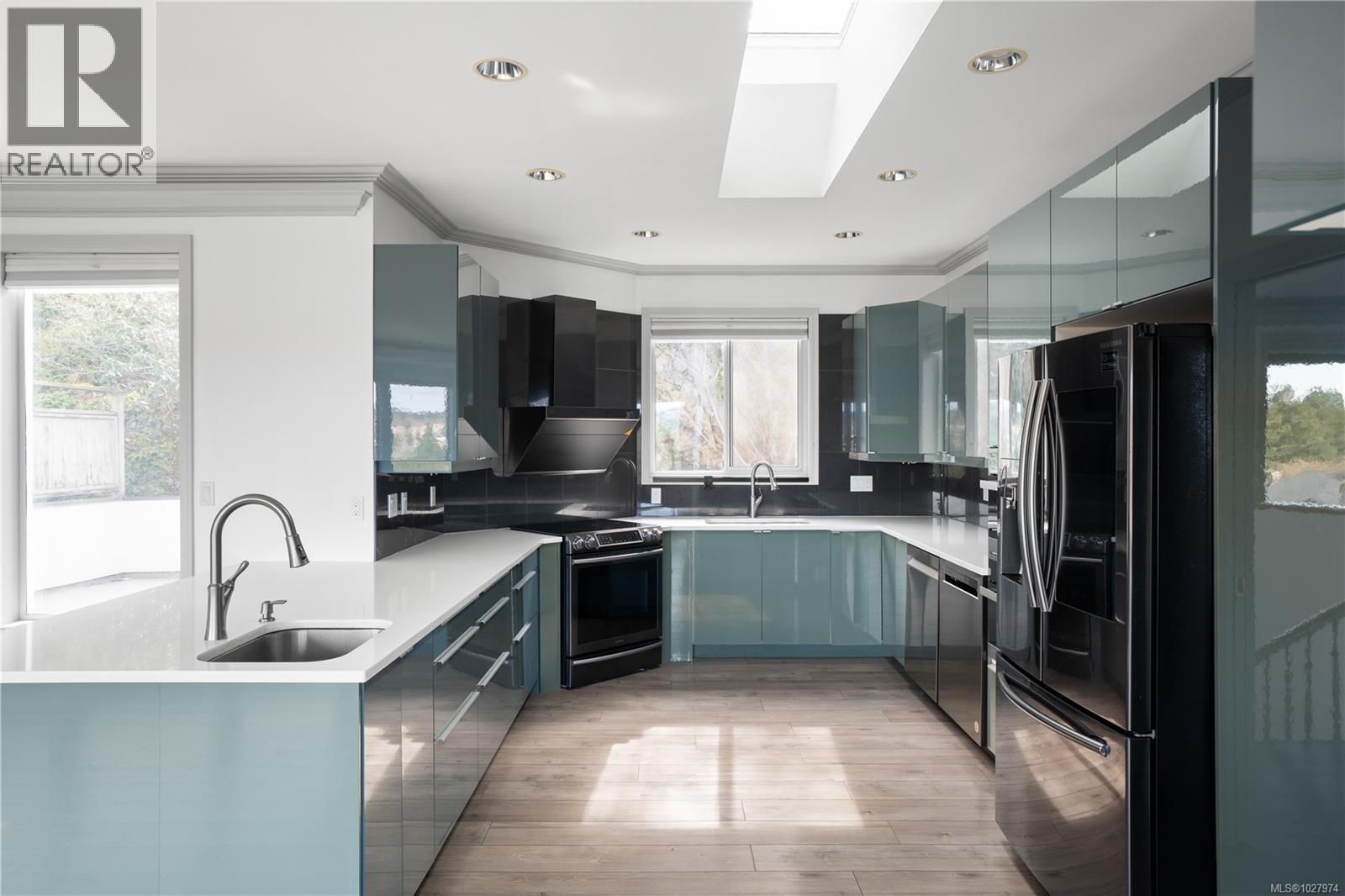 1087 TOTEMWOOD LANE - 25