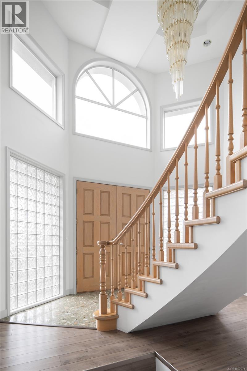 1087 TOTEMWOOD LANE - 18