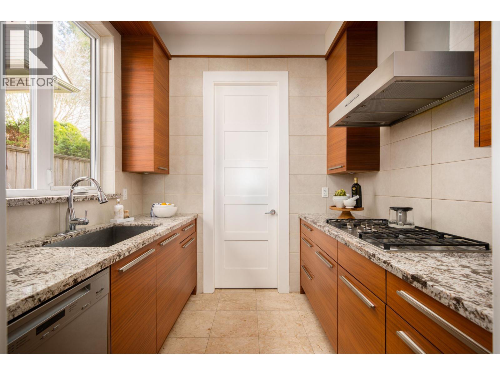 1175 HAYWOOD AVENUE, West Vancouver