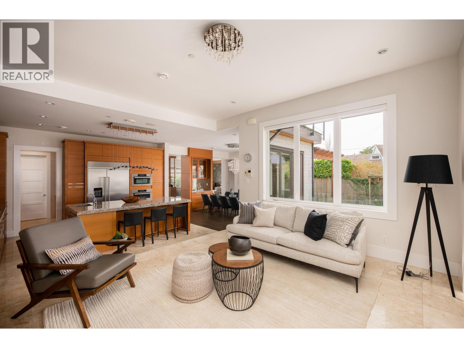 1175 HAYWOOD AVENUE, West Vancouver