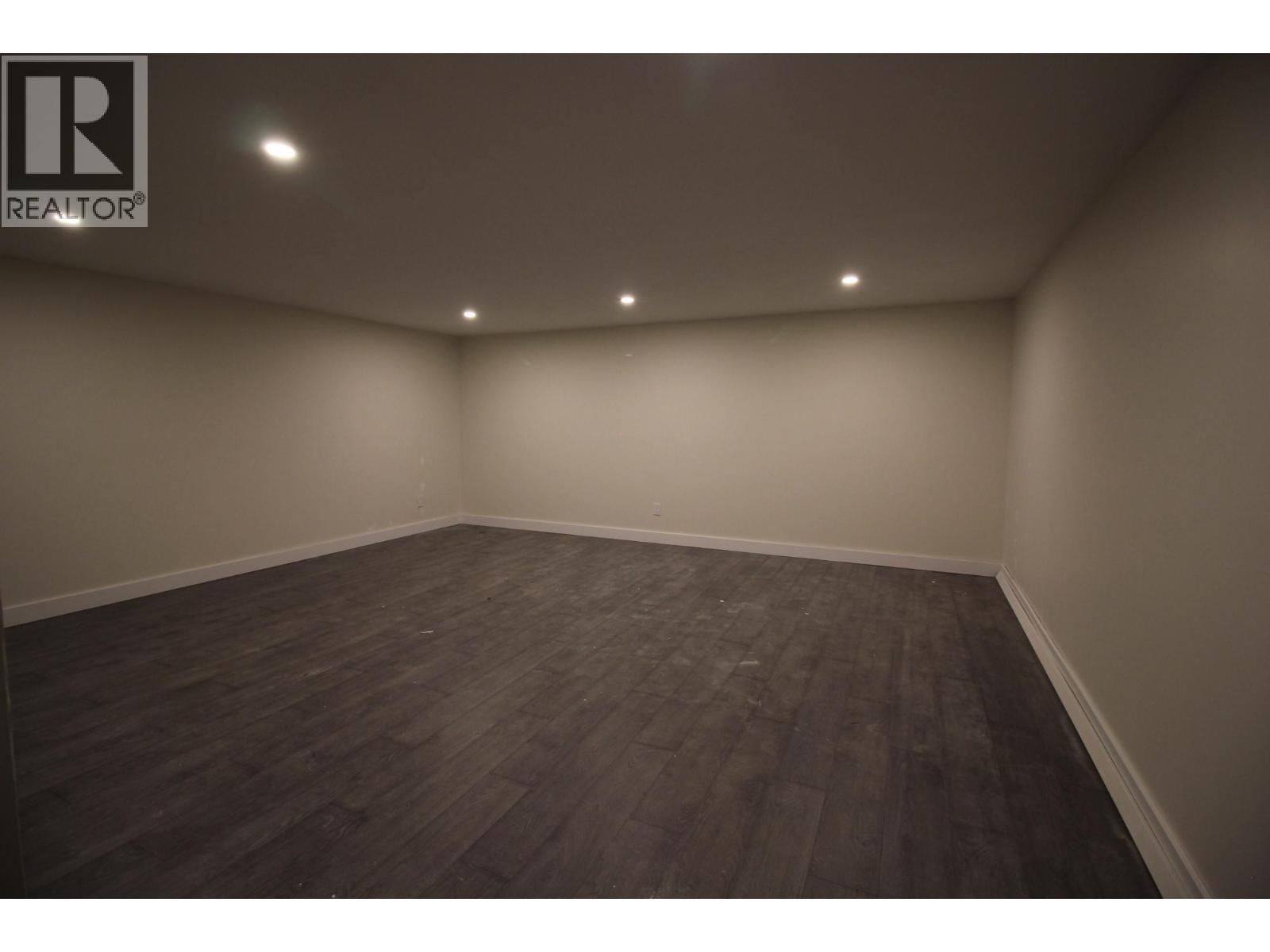 #22 1900 ORD Road - 20