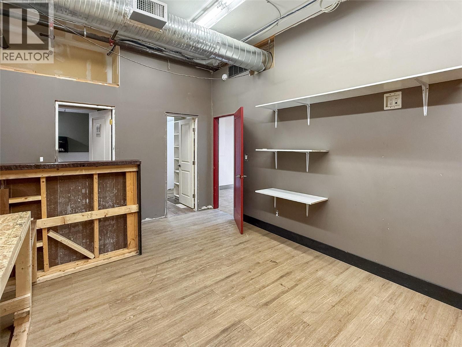 109B 140 Commercial Drive, Kelowna