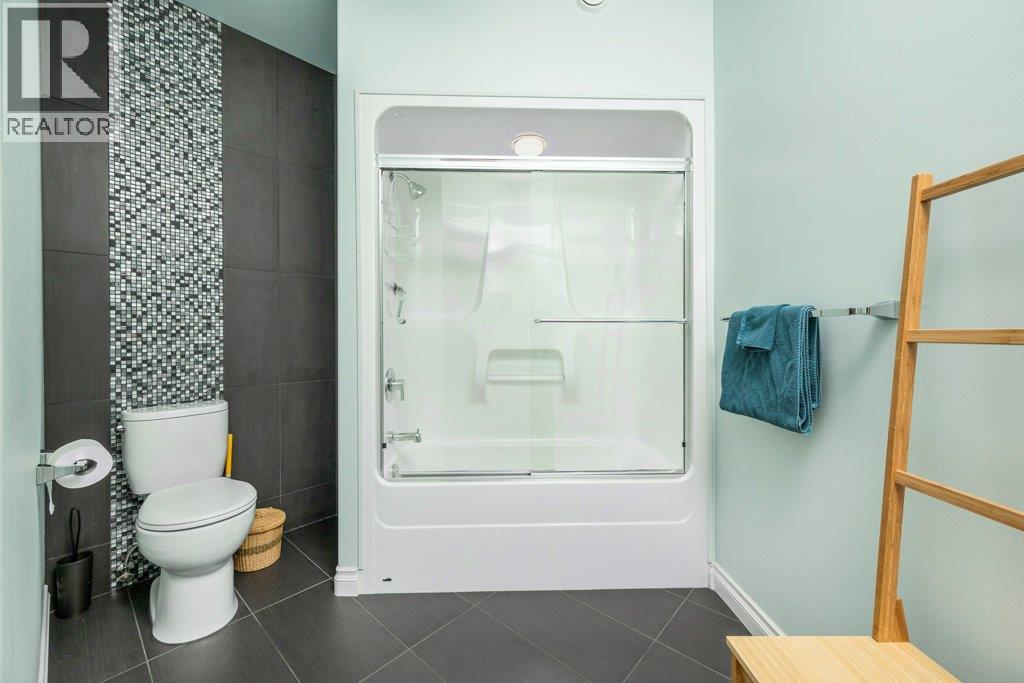 13713 Ponderosa Way, Coldstream