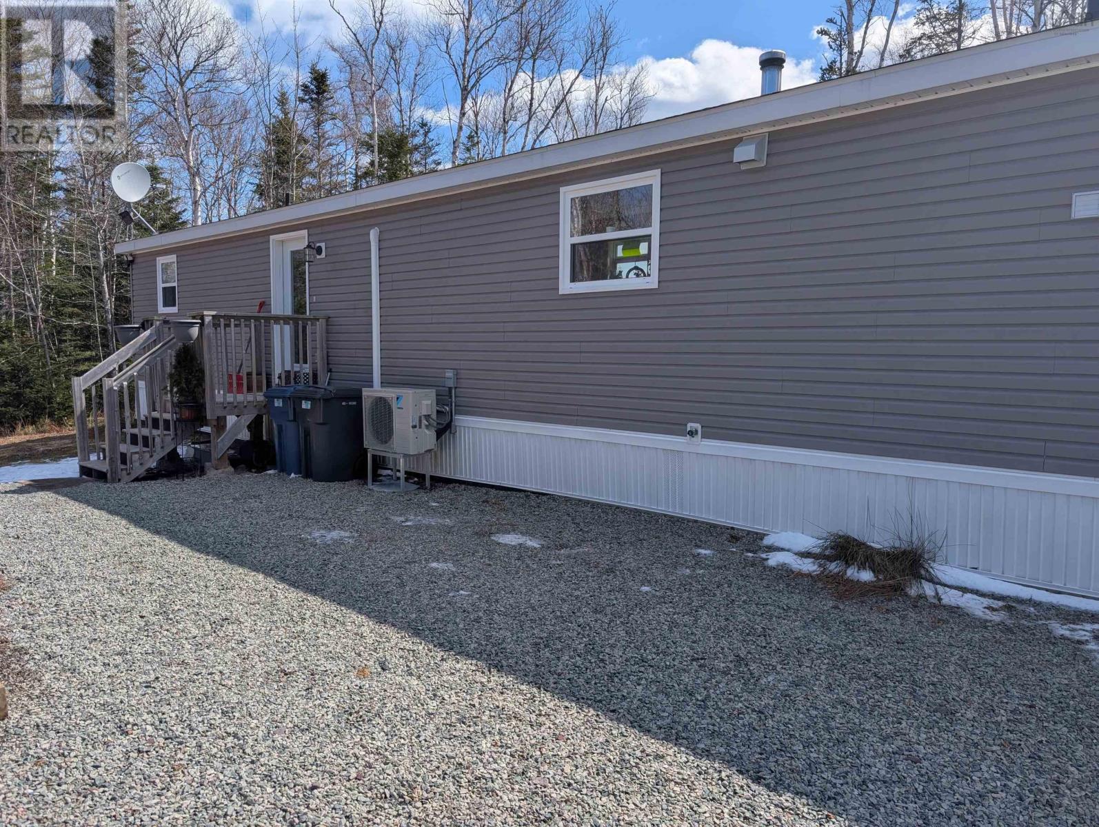 Property 2 of 38 of 58 Golden Shore Lane