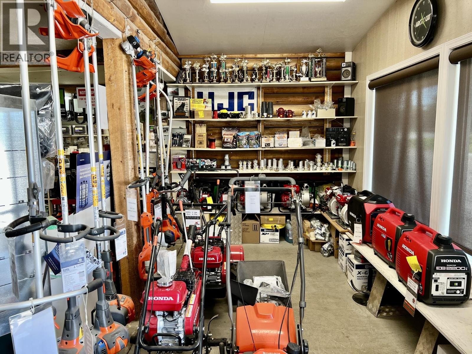 905 16 Highway, Burns Lake