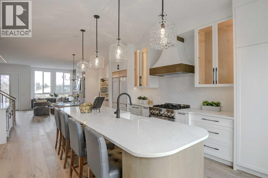 Single Family House for Sale in   Avenue NW Capitol Hill Calgary 