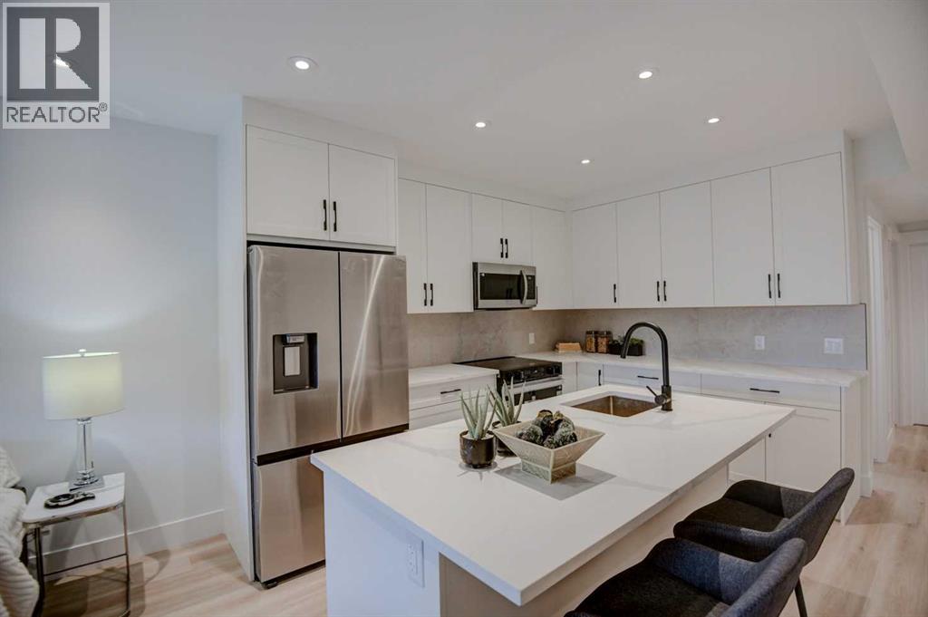 Single Family House for Sale in   Avenue NW Capitol Hill Calgary 