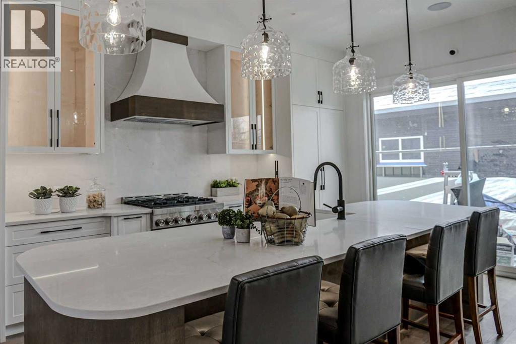 Single Family House for Sale in   Avenue NW Capitol Hill Calgary 