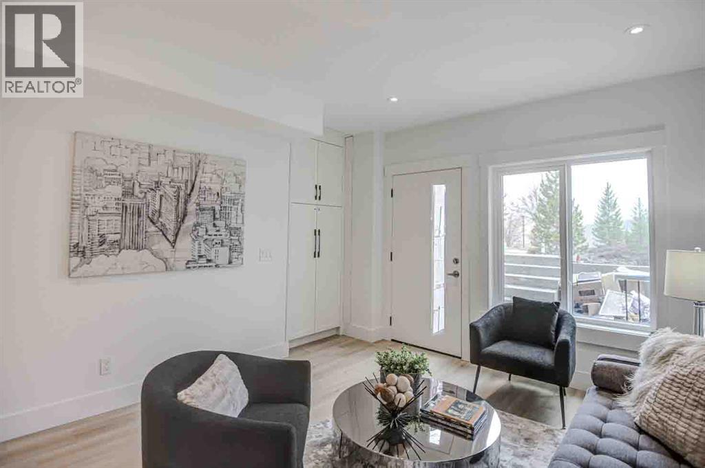 Single Family House for Sale in   Avenue NW Capitol Hill Calgary 